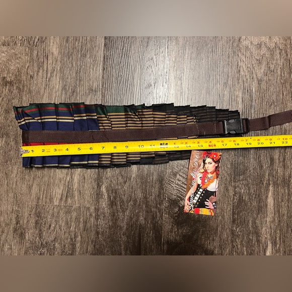 NWT Damsel RUFFLE BUSTLE Belt M L Women - Picture 9 of 12